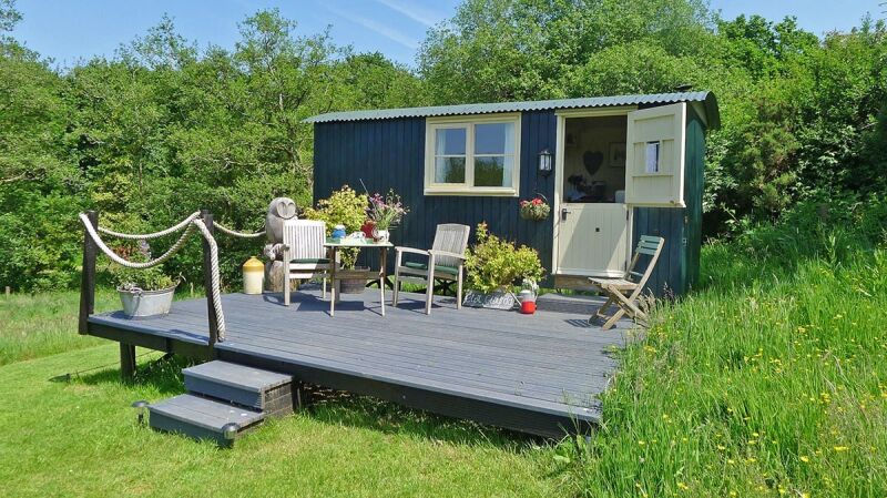Cwt Gwyrdd campsite in Crymch, Pembrokeshire