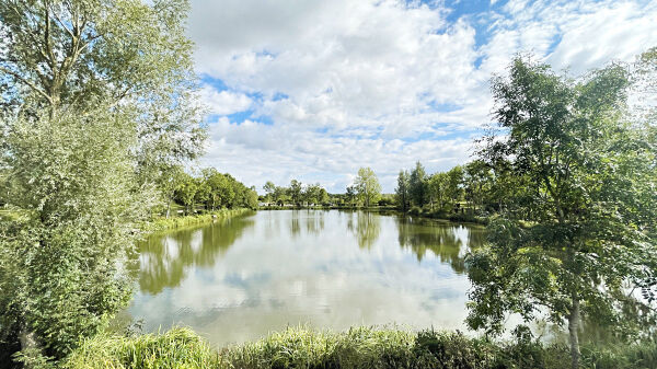 Arden Lakes campsite in Stratford-upon-Avon, Warwickshire