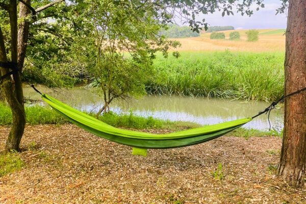 D'Oyleys Farm Wild Camping campsite in Stadhampton, Oxfordshire