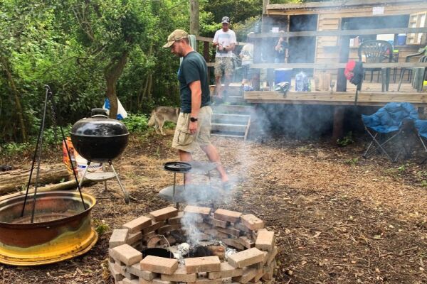 D'Oyleys Farm Wild Camping campsite in Stadhampton, Oxfordshire