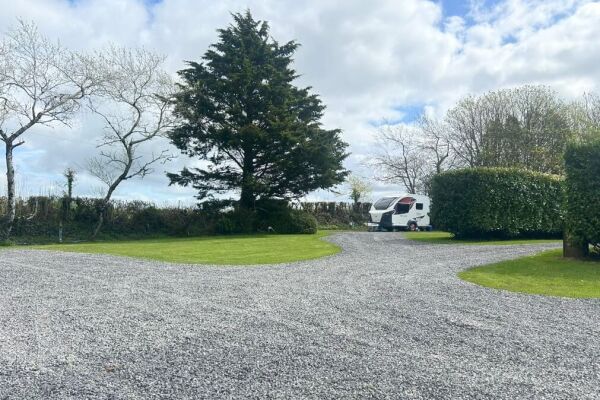 Oaklea Camping & Glamping campsite in Narberth, Pembrokeshire