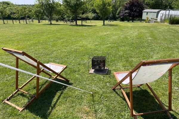 Oaklea Camping & Glamping campsite in Narberth, Pembrokeshire